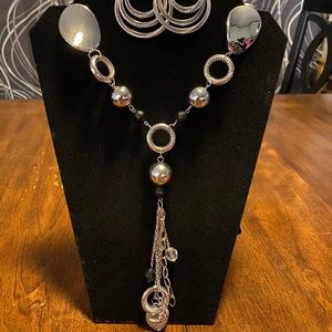 Black and silver set